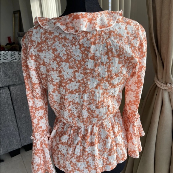 Pink Lily Floral Ruffle sheer Blouse - Orange and White Y2K made USA - Picture 3 of 7